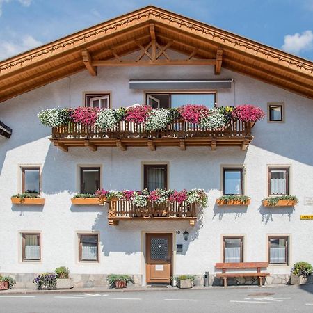 Apartments Heidenberger Delle Scuole Colle Isarco Luaran gambar
